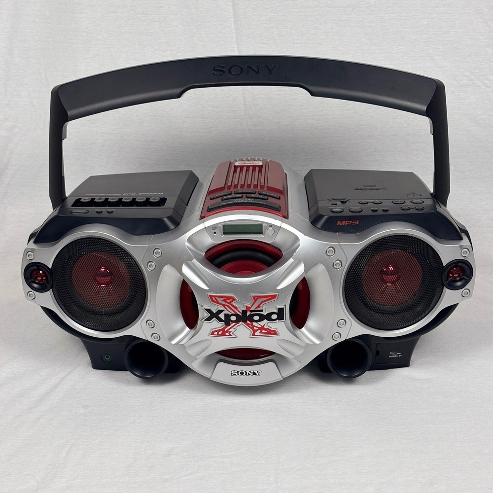 Sony Xplod CFD-G700CP Boombox CD MP3 Cassette Radio Player Red Silver